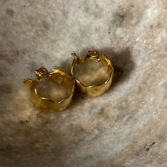 Vintage Earrings - Picture 4 of 4